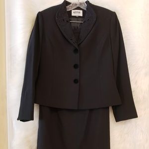 Elegant Classic Black Suit by Kasper - Size 6P